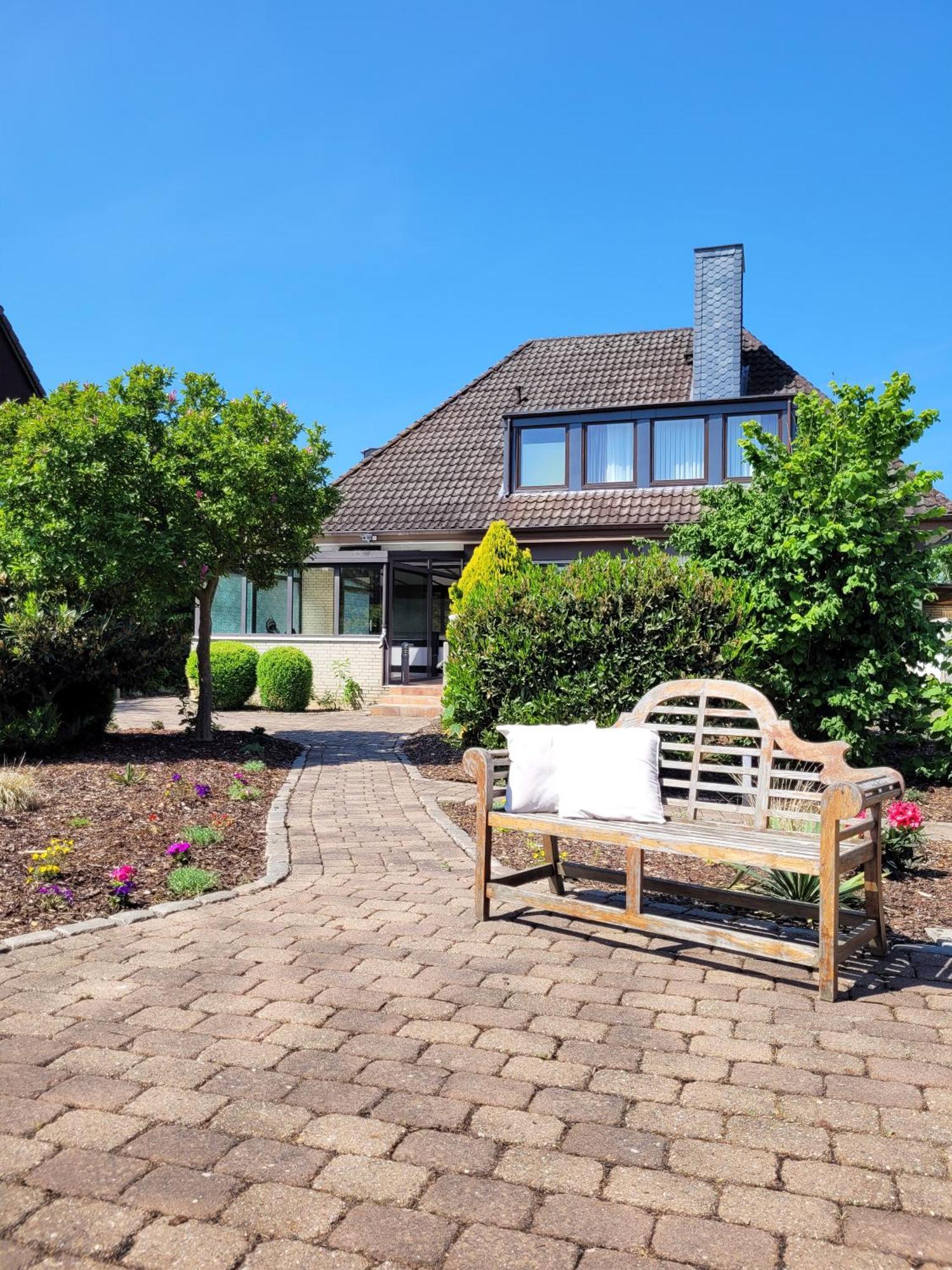 Moderne Maisonette Ferienwohnung Mit Gartenzugang, Nur 7 Gehminuten Zum Strand, Parkplatz & Fahrradunterstellplatz Scharbeutz Εξωτερικό φωτογραφία